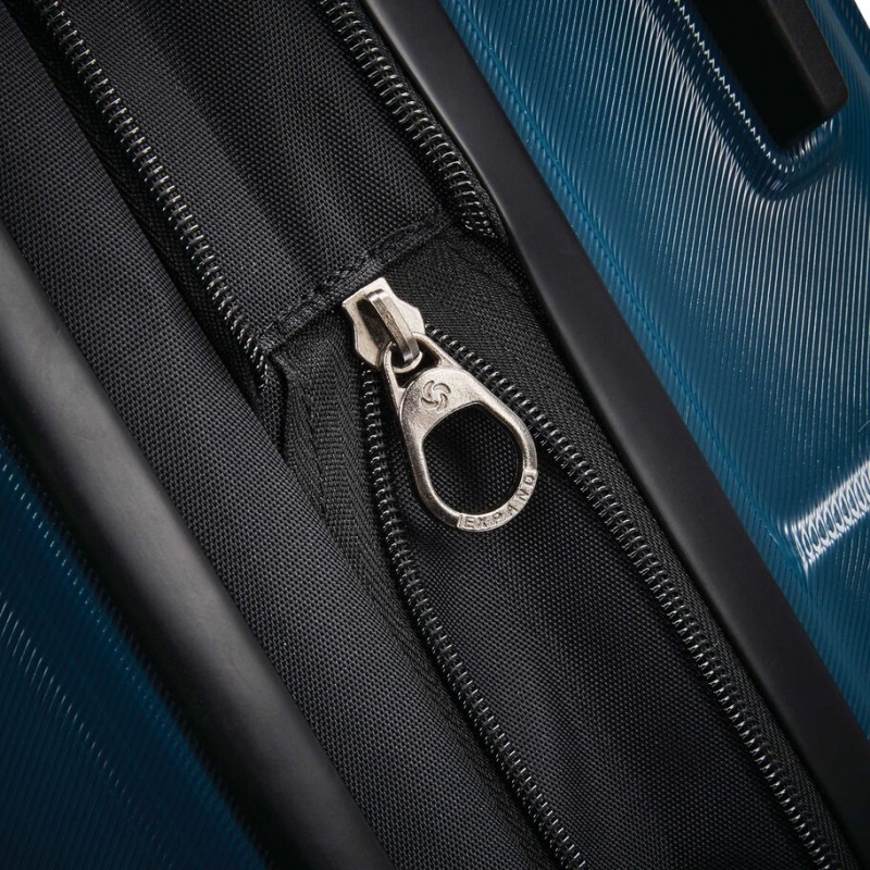 Turquoise Samsonite Centric 28